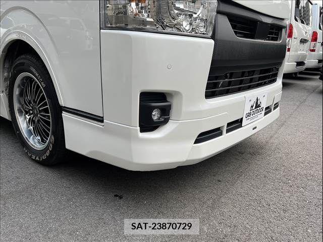 Toyota HIACE VAN 2022-07 272554-16