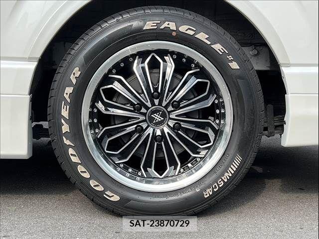 Toyota HIACE VAN 2022-07 272554-17