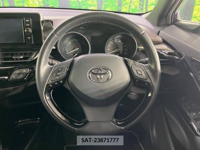 Toyota C-HR 2018-04 264021-11