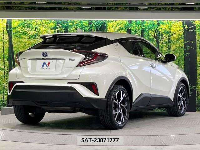 Toyota C-HR 2018-04 264021-17
