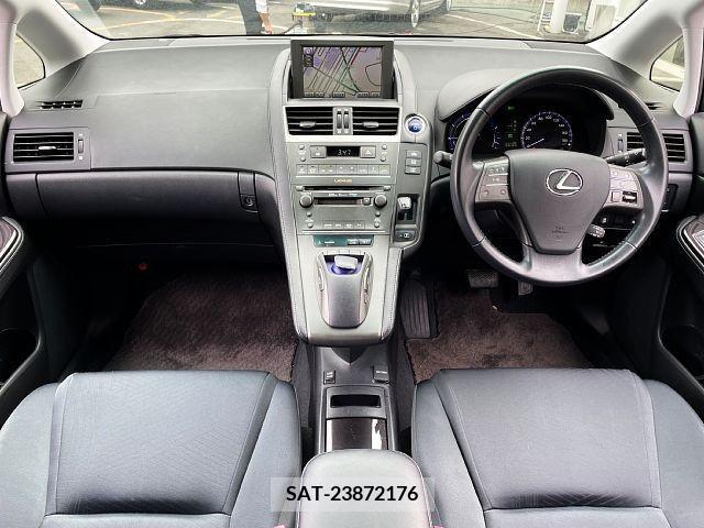 Lexus HS 2012-09 275356-1