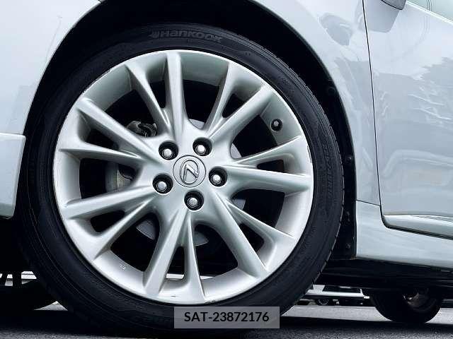Lexus HS 2012-09 275356-3