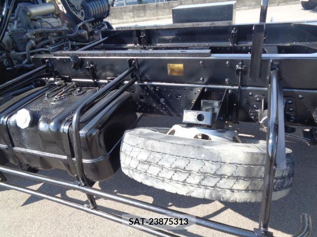 Isuzu FORWARD 2009-11 360523-25