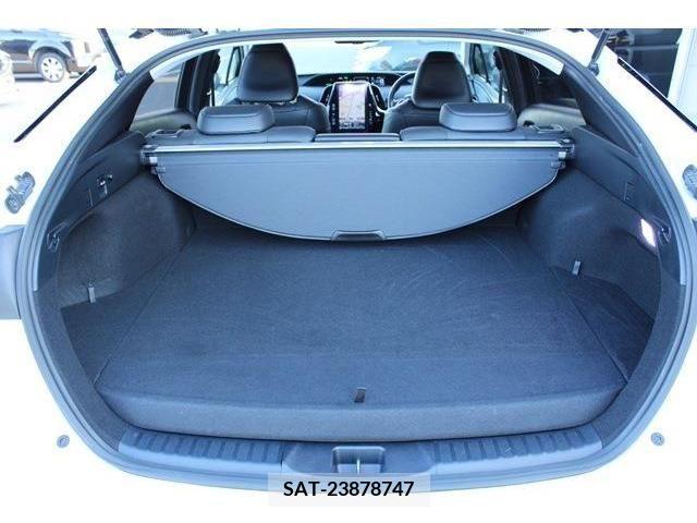 Toyota PRIUS PHV 2017-06 322552-16