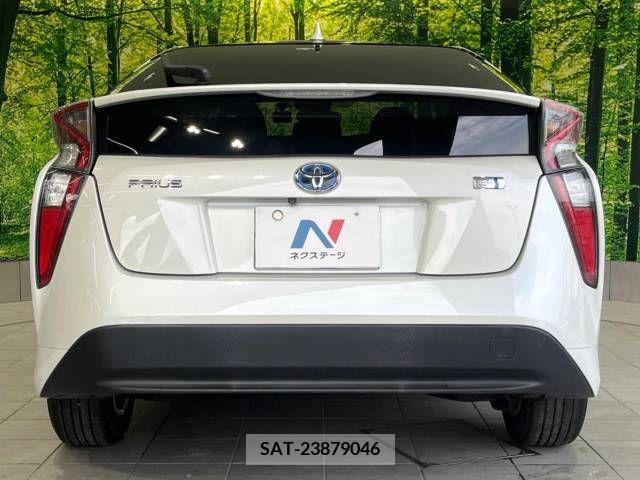 Toyota PRIUS 2017-11 345416-15