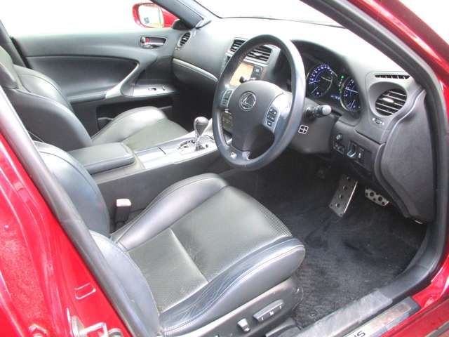 Lexus IS 2011-10 187096-10