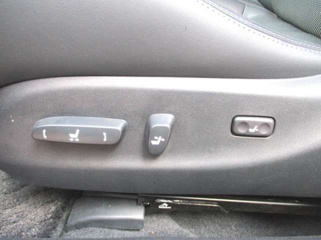 Lexus IS 2011-10 187096-17