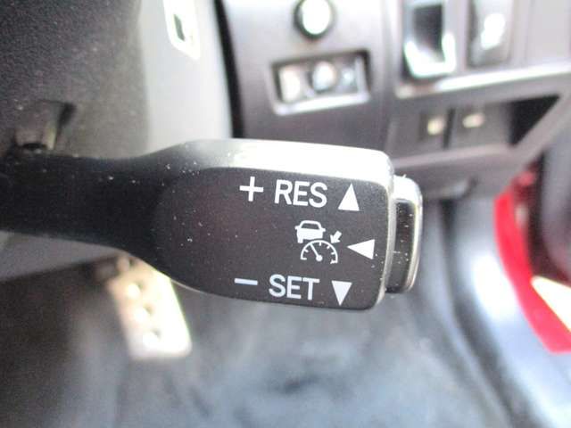Lexus IS 2011-10 187096-2