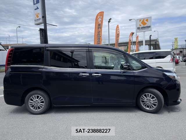 Toyota ESQUIRE 2015-07 321440-5