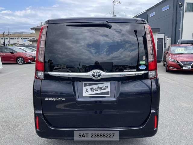 Toyota ESQUIRE 2015-07 321440-3