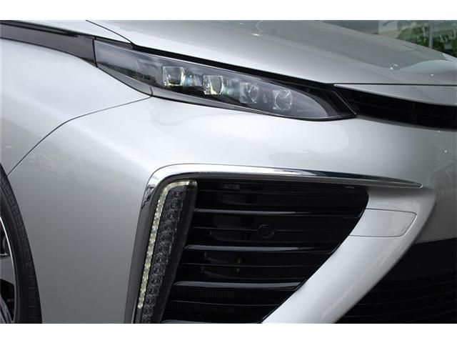 Toyota Mirai 2017-04 2220-8