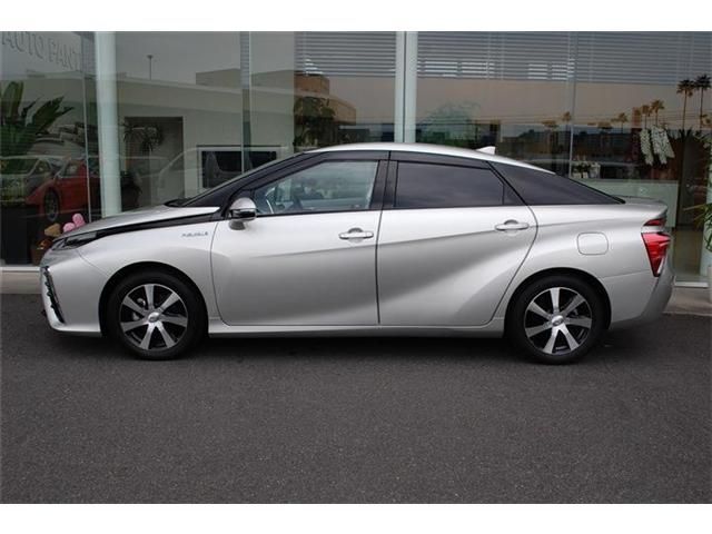 Toyota Mirai 2017-04 2220-1