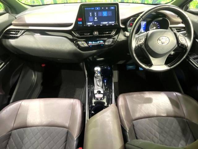 Toyota C-HR 2017-03 180850-1