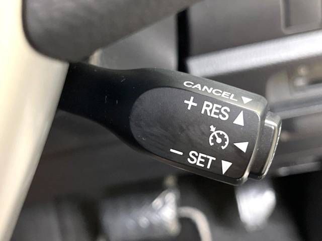 Toyota VOXY 2019-09 9569-7