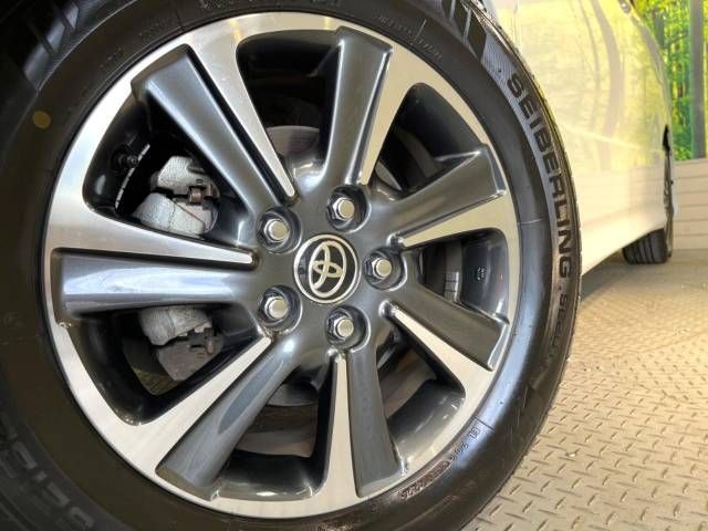 Toyota VOXY 2019-09 9569-13