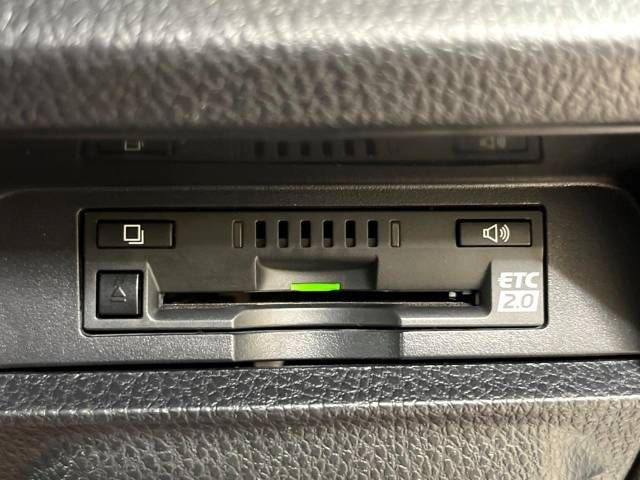 Toyota VOXY 2019-09 9569-6