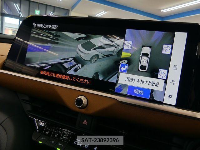 Toyota CROWN 2023-04 216318-13