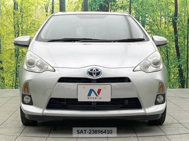 Toyota AQUA 2013-07 381192-14
