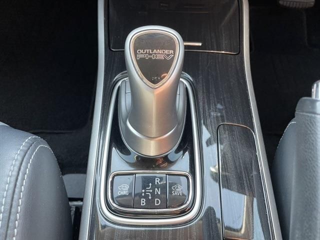Mitsubishi OUTLANDER PHEV 2015-07 14420-25