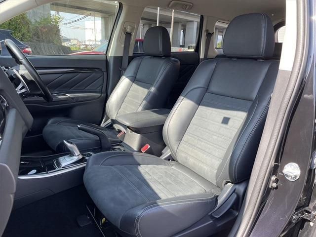 Mitsubishi OUTLANDER PHEV 2015-07 14420-21