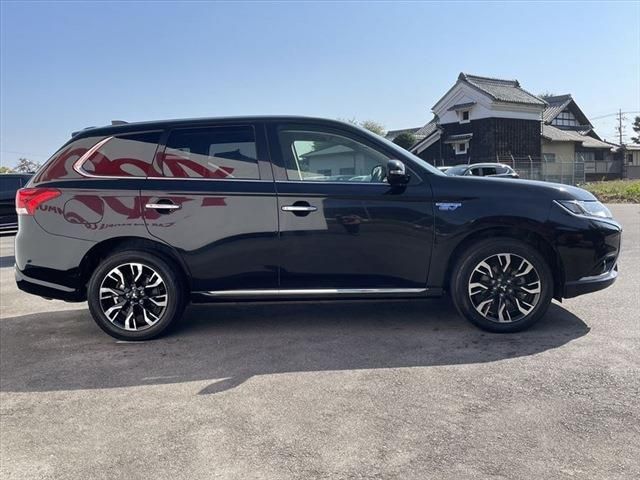 Mitsubishi OUTLANDER PHEV 2015-07 14420-3