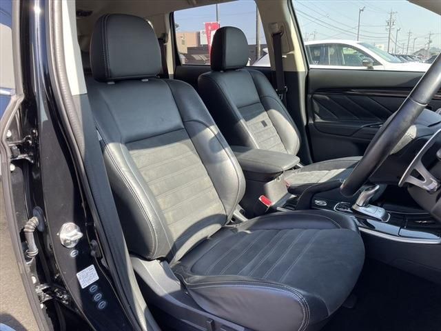 Mitsubishi OUTLANDER PHEV 2015-07 14420-19