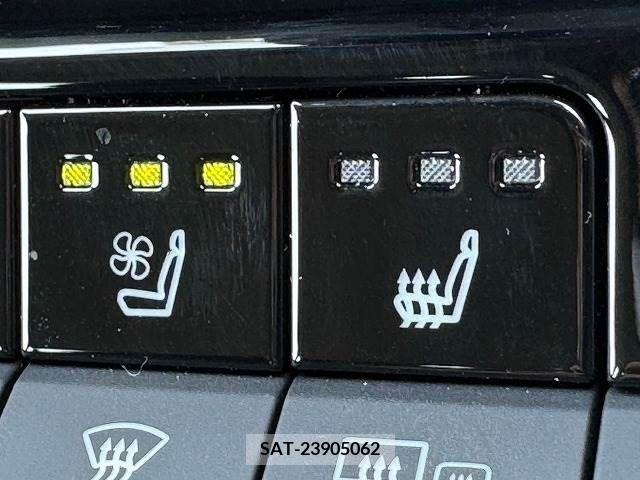 Toyota PRIUS 2023-05 393340-9