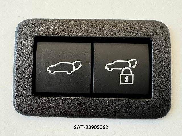 Toyota PRIUS 2023-05 393340-7