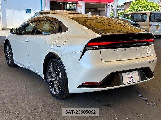 Toyota PRIUS 2023-05 393340-15