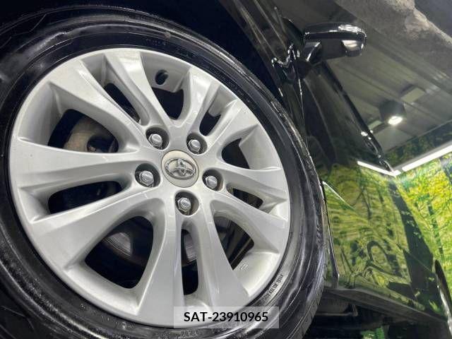 Toyota VOXY 2010-09 370515-13
