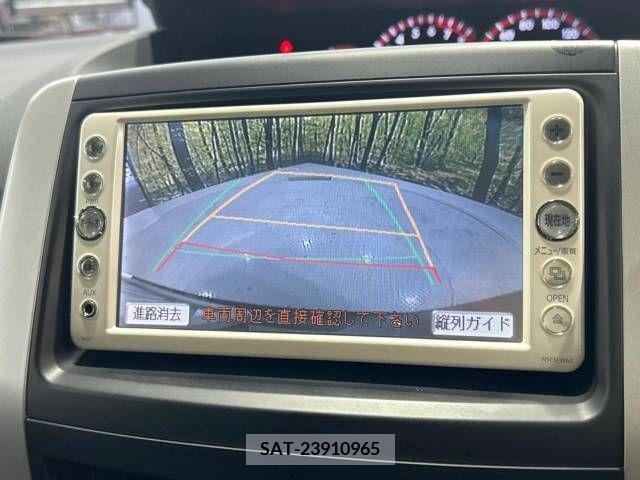 Toyota VOXY 2010-09 370515-3