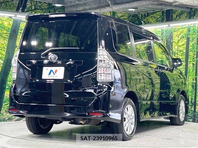Toyota VOXY 2010-09 370515-17