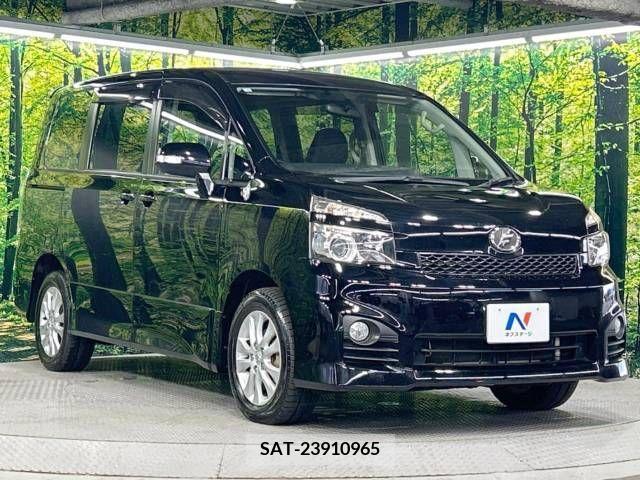 Toyota VOXY 2010-09 370515-16