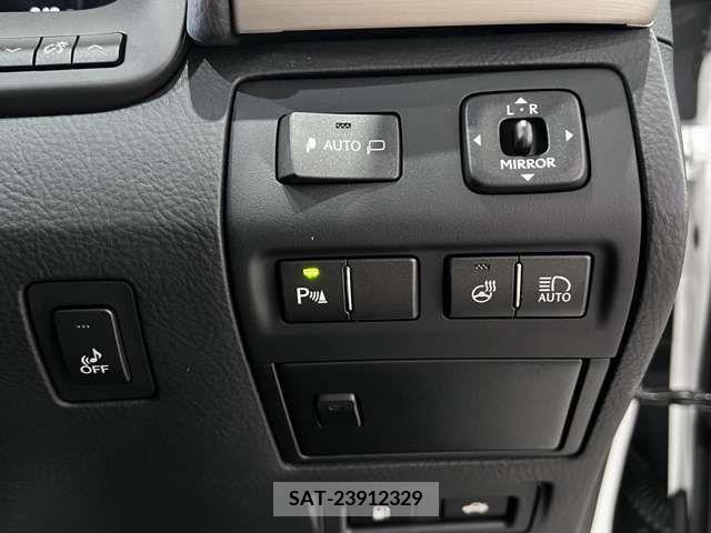Lexus LS 2013-04 391882-19