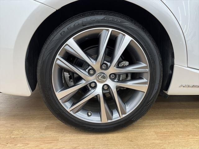 Lexus IS 2016-11 17999-15
