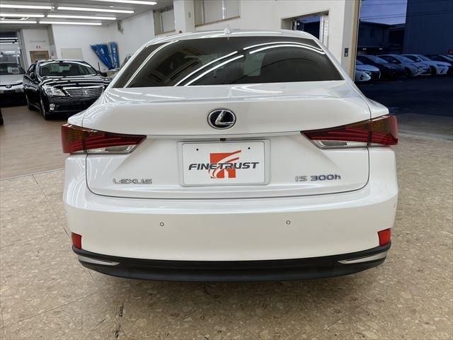 Lexus IS 2016-11 17999-5