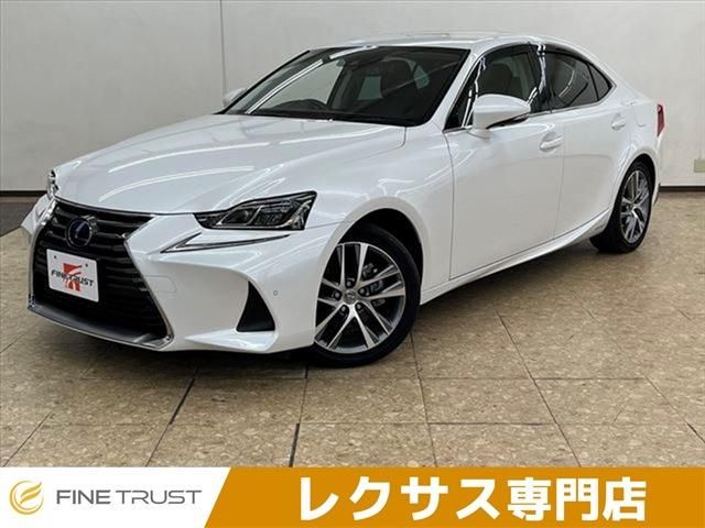 Lexus IS 2016-11 17999-0