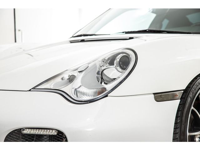 Porsche 911 2002-12 189933-14