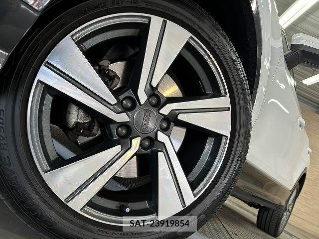 Audi Q2 2018-10 223073-10
