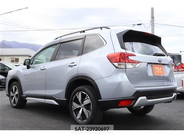 Subaru FORESTER 2018-09 244731-1