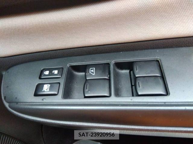 Nissan NOTE 2019-04 212847-6