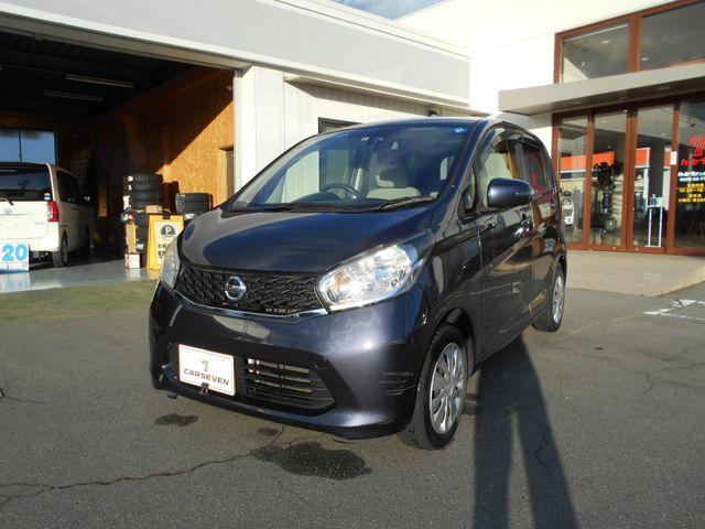 Nissan DAYZ 2015-03 196802-0