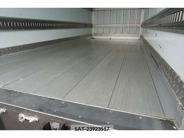 Nissan CONDOR 2017-10 395425-19