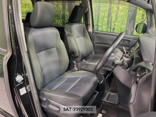 Toyota VOXY 2016-12 289210-7