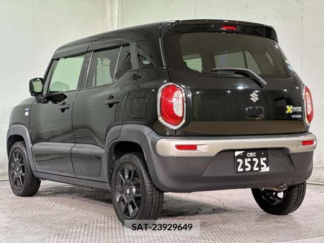 Suzuki X BEE 2018-01 243884-10