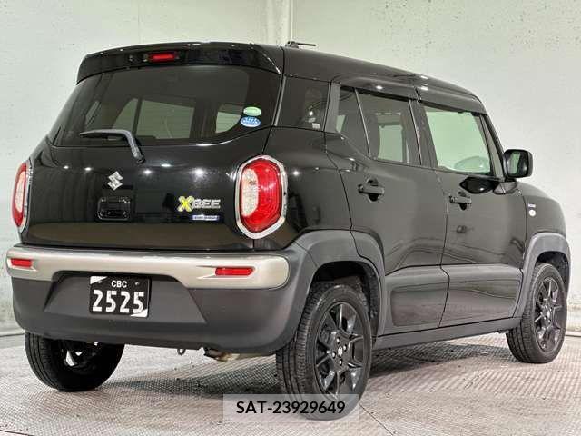 Suzuki X BEE 2018-01 243884-8