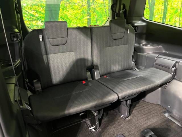 Toyota NOAH 2023-06 27269-9