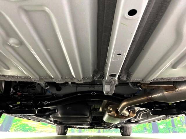 Toyota NOAH 2023-06 27269-19