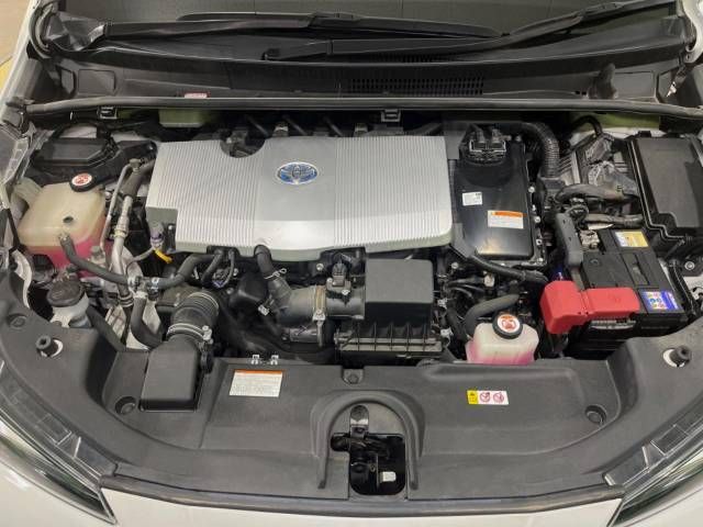 Toyota PRIUS 2019-08 192319-18