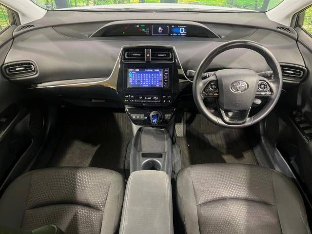Toyota PRIUS 2019-08 192319-1
